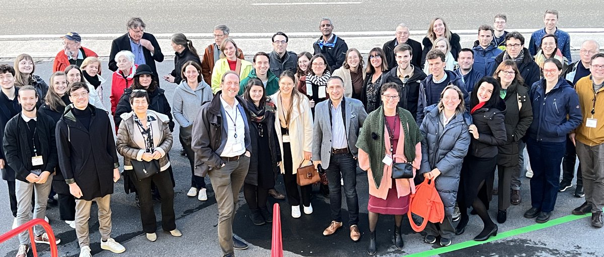 BLT_Tweet's tweet photo. 📅 Looking forward to 2024, mark your calendars:
- 30th April 2024, General Assembly BLT in Ghent.
- 2nd half of 2024: Joint meeting BLT – London Toxicology Group in Liège.
🍾 The whole BLT-board wishes you a Merry Christmas and a Happy start of 2024! https://t.co/jJlBcJiNJP