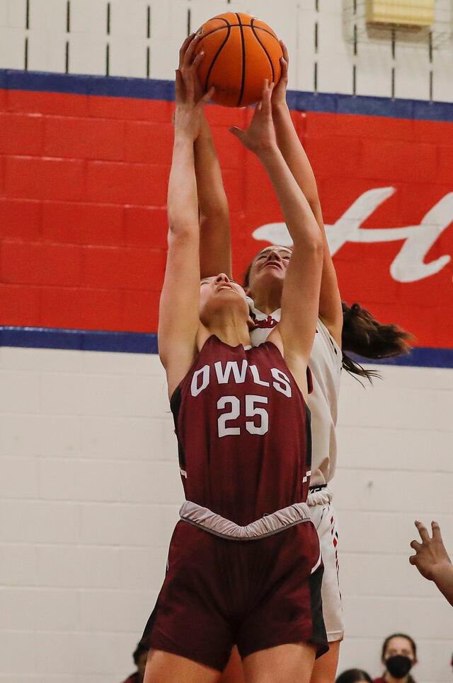 Congrats to Highland Park Jr Vanessa Kohler on her 17-pt attack on Carteret tonight.  This marks the second double digit scoring performance in as many games for this talented, hard-nosed player ... and your AUF Lady Hawk coaches and teammates are proud of you!  You Go Girl !!!