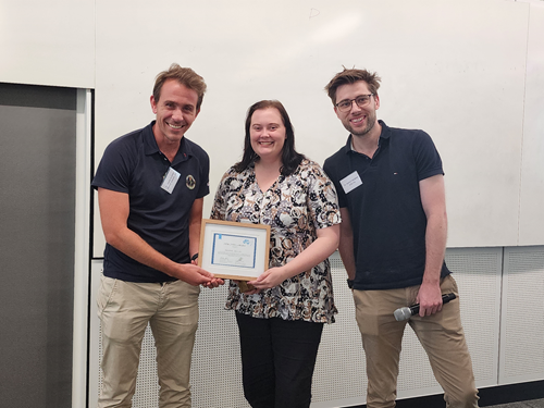 Congrats to award winners at our recent QLD research showcase
HDR (1-2YR) award: Stephanie Michelena
HDR (3YR+) award: Brenna Devlin
ECR award: Dr Naomi Paxton
#ECR #PhD
<a href="/NaomiCPaxton/">Dr Naomi Paxton</a> <a href="/BLeeDevlin/">Brenna Devlin</a>