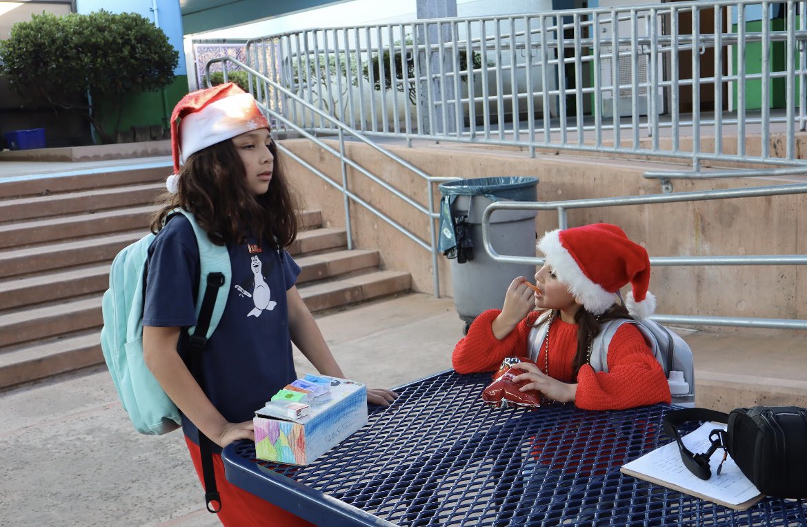 Getting in the holiday spirit❄️ 

#sbusd #elop #penceelementary #levelupsbusd