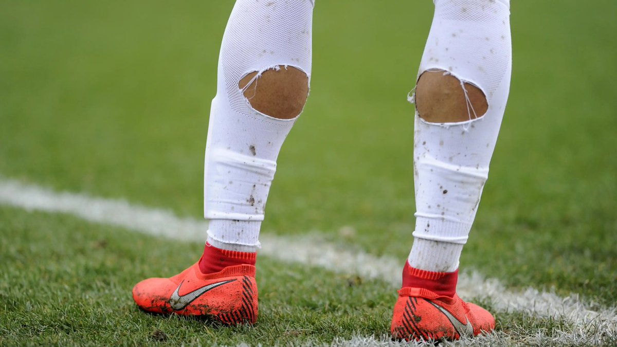 Did you ever wonder why modern day soccer players cut their  socks ⁉️⁉️

NB: A typical example is England and Arsenal’s Bukayo Saka…..

The physiology: Cutting holes in the  socks ahead of play gives free room for circulation, by cutting the holes the socks looses a bit of its