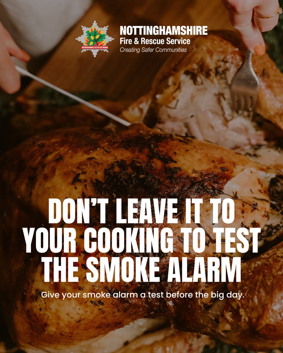 Your smoke alarm is your best chance of survival in a fire 🆘 Don't leave it down to burning the Christmas dinner, give it a test today ☝️