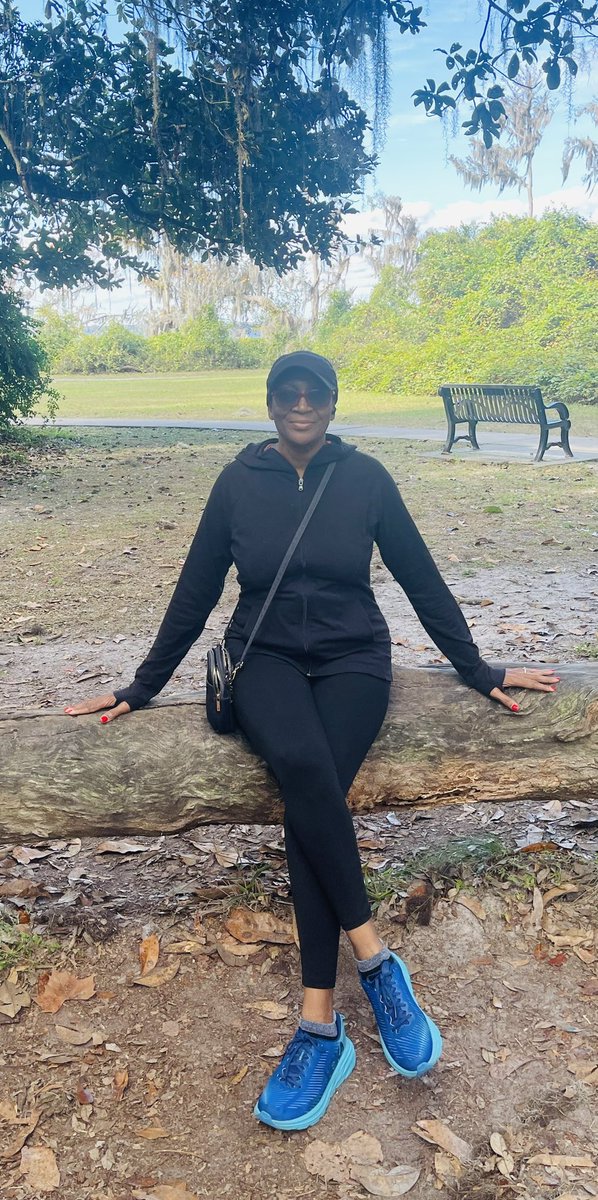 It’s another trip around the sun for me today. In this new season, I’m sitting in a place of grace. May the wisdom of the years rest its wings on my shoulders and in my soul. May I find the courage and strength to let go of what I’ve outgrown. #birthdayblessings 🥳