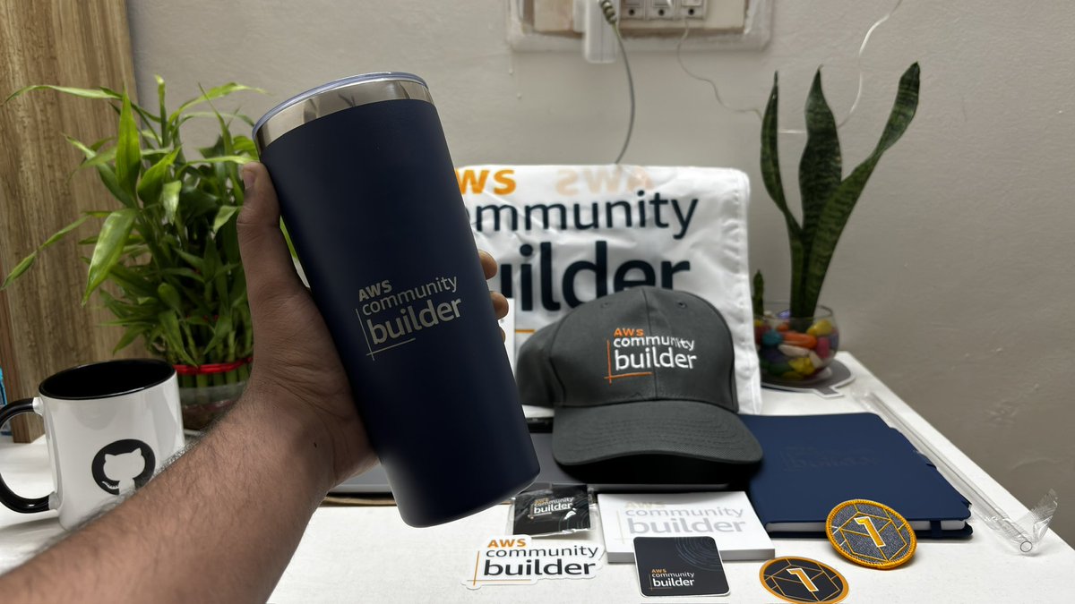 Guess what, AWS turns out to be my secret-santa today 🧑‍🎄🧿✨ Thanks for these beautiful swags @AWSCloudIndia @AWSCommunity @awscloud