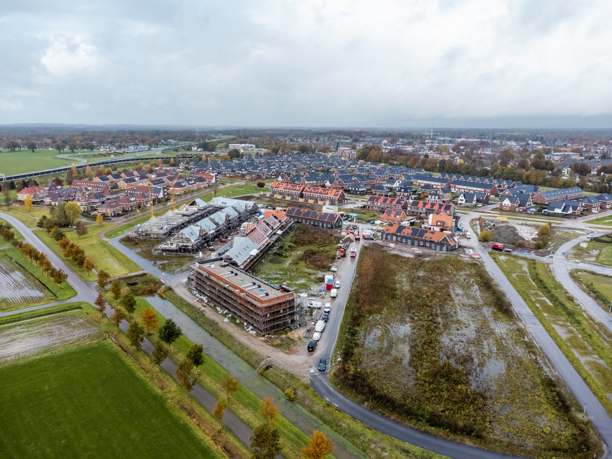 Bij Nijhuis Bouw wordt hard werken gecombineerd met plezier. Robbert Wittmaekers en Rob Nijhuis delen in Ondernemers Magazine de geschiedenis, persoonlijkheid en toekomst van Nijhuis. Lees het hele verhaal via de link: nijhuis.nl/specialist-in-…