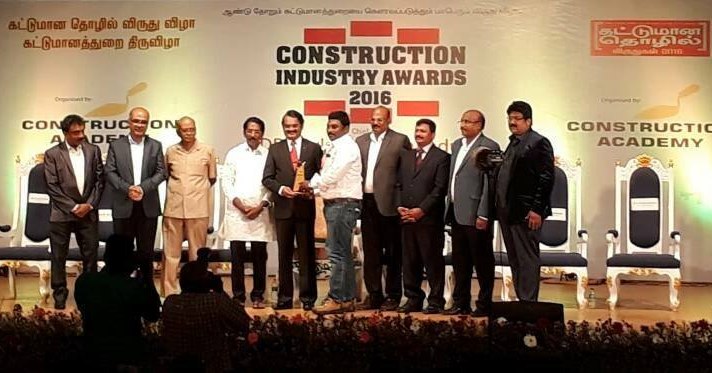 Construction Industry Award- 2017
Reciving moments from ISRO director
Dr.M.Annadurai
In presence of Bharathi cement senior Vp
Mr.Sai Ramesh
(2nd from left)
#ConstructionIndustryaward2017 #bharathicement #pselvarajco #rajbuildingsolutions #cementdealerinchennai