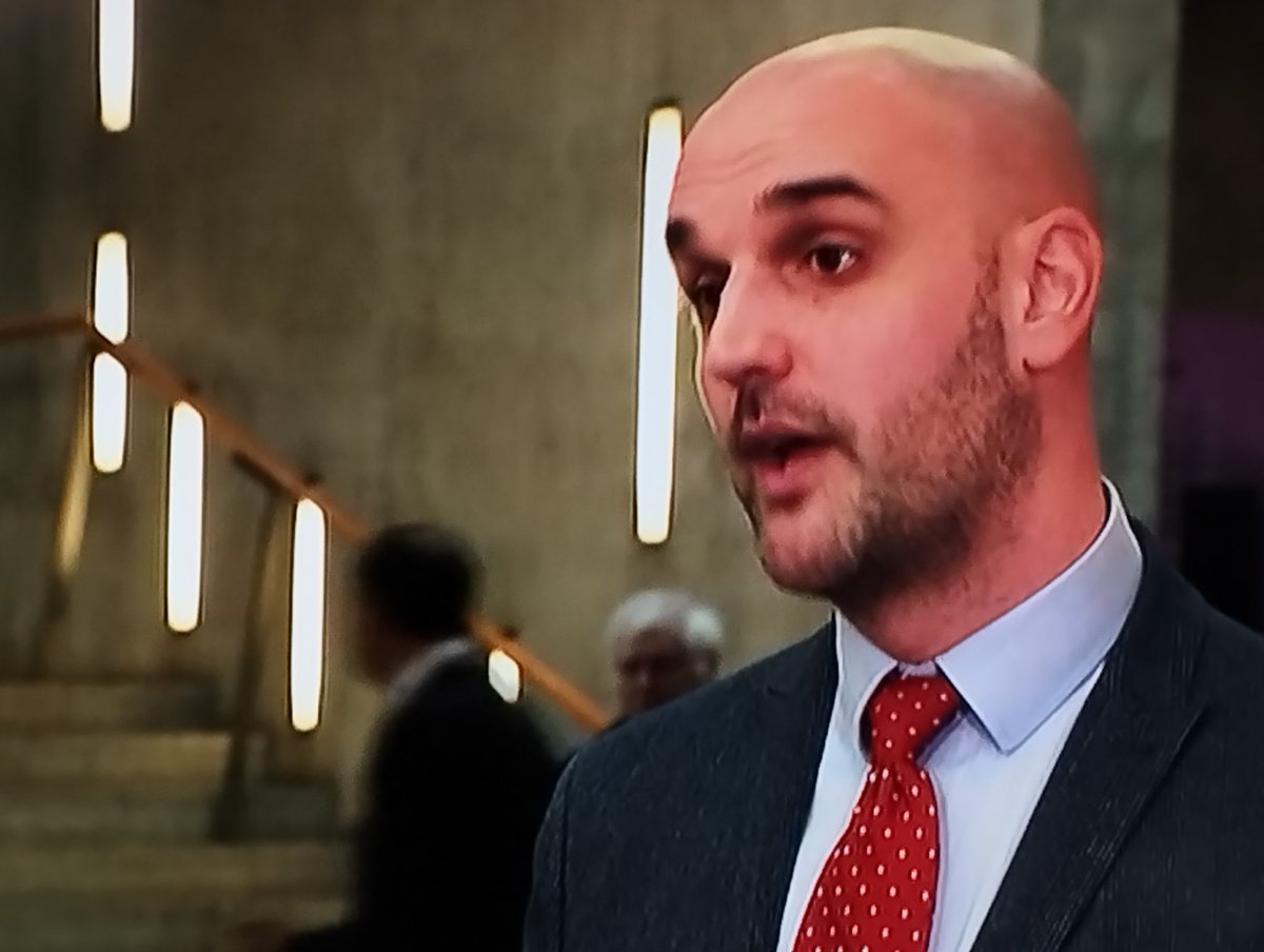 tozdee57's tweet image. Let&apos;s have some analysis from #TheTimes &amp;amp; #TheSpectator! Fuck a duck! #FMQs #BBCBias