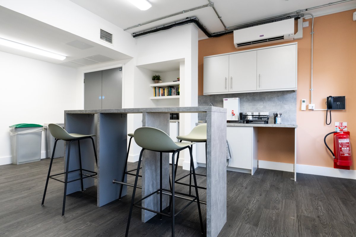 T_BContractors's tweet photo. 🌟 Unveiling the incredible transformation at @ucl Bloomsbury Estate! 🏢✨ We've given a fresh, vibrant look to offices, classrooms, labs, and more. 🛠️ Setting the stage for the next generation to soar! 🚀

Click the link below to find out more🔗🔧
https://t.co/6wuEvT2yua https://t.co/kLPmCKqeYR