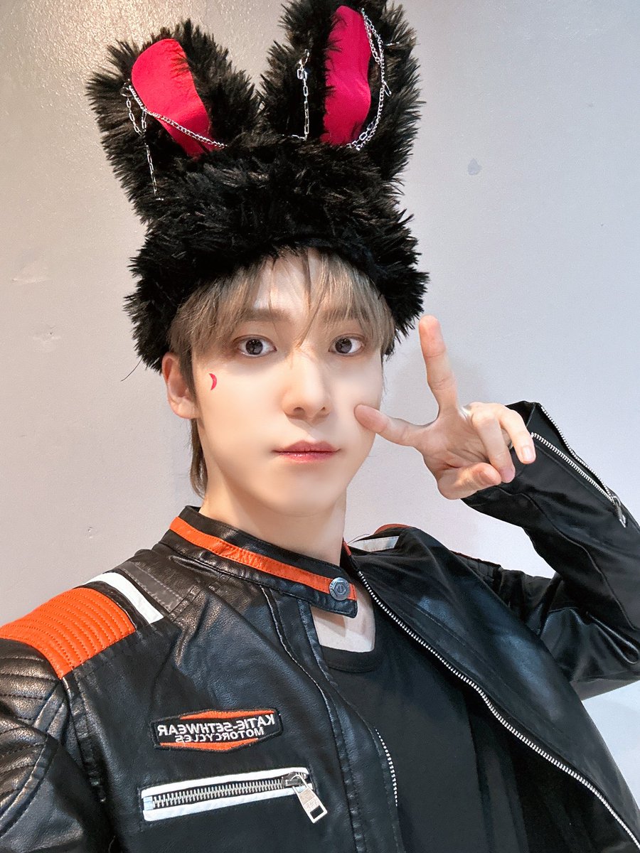 ATEEZofficial tweet picture