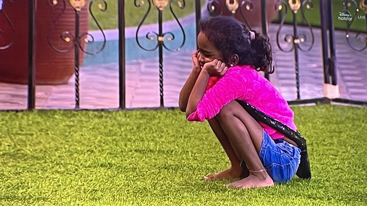 bb_sambavam's tweet image. Naa romba mood out ayitten podhuma
😂😂😂😂 samma cuteee 😭😭🥺🥺
#BiggBossTamil7