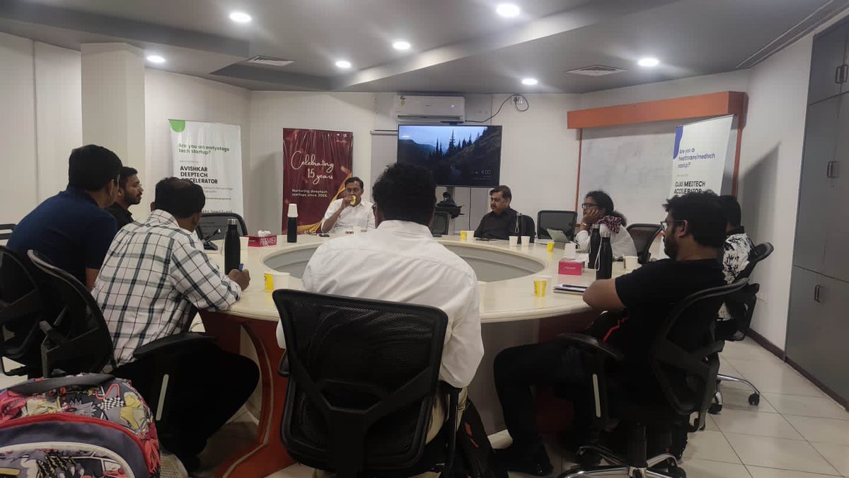 Thank you for joining the #Founders’ #Roundtable on Market Positioning at #CIEIIITH! Your presence and insights made it a success. Stay tuned for more enriching events!
.
.
.
#MarketPositioning #EarlyCustomers #StartupSuccess #Entrepreneurship #CIEHyderabad #HeadstartTelangana