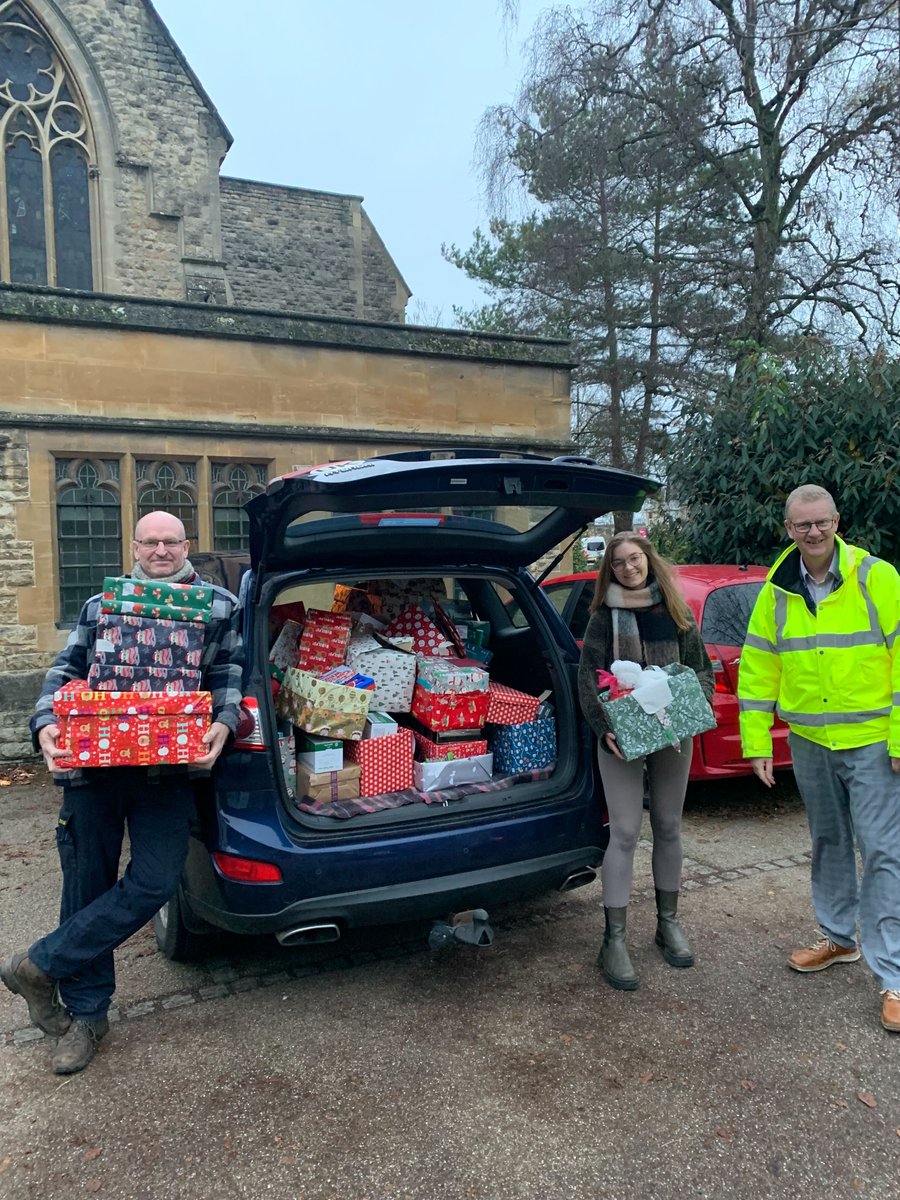 250 pupils from @CherwellEnrich put these together. Thank you Changemakers, these are making a difference to so many people in Oxford.