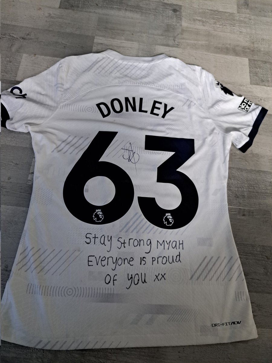 Another AMAZING gesture from our spurs family.. Jamie Donely sending over his shirt he wore making his PL debut, with a special message for our girl. Absolutely buzzing -thankyou so much Jamie  #rememberthename⚽️🤍 #spursfamily #overwhelmed #myahsjourney