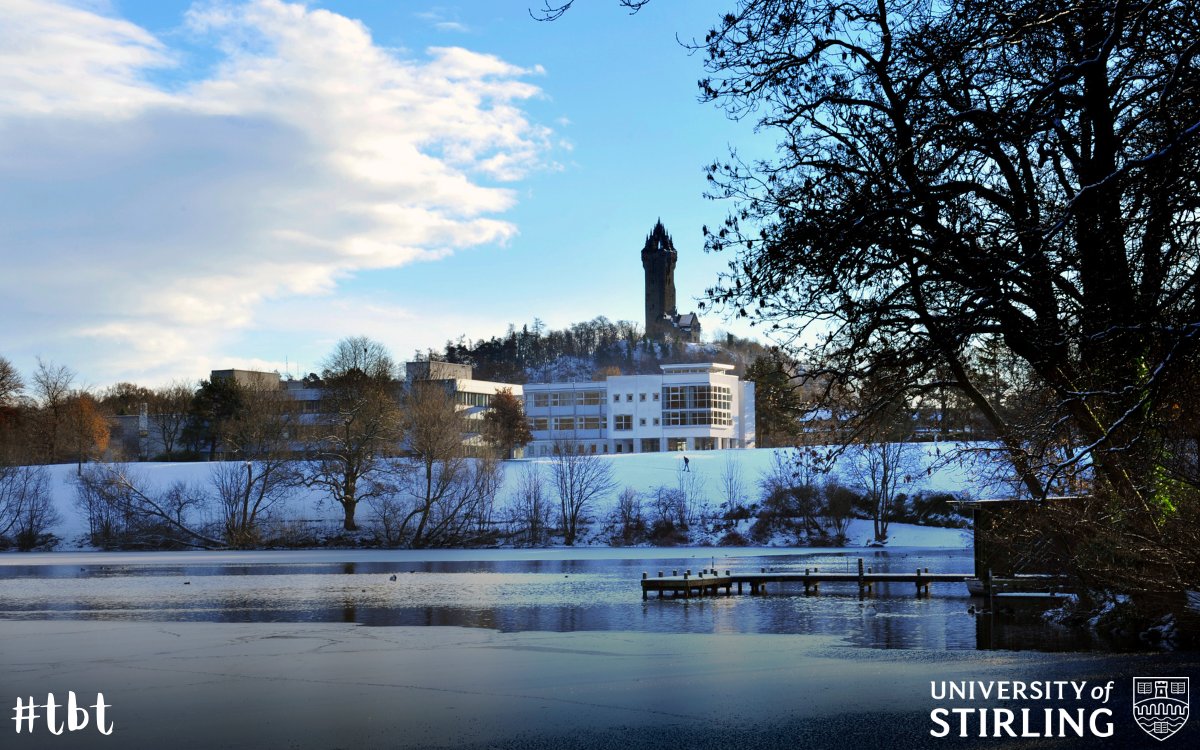This picturesque snowy scene of the #UniversityCampus is from back in 2019 ⛄️ Who's hoping for a bit of #Snow this year?

#ThrowbackThursday #TBT #UniversityofStirling #Christmas #Stirling #Throwback #LetItSnow