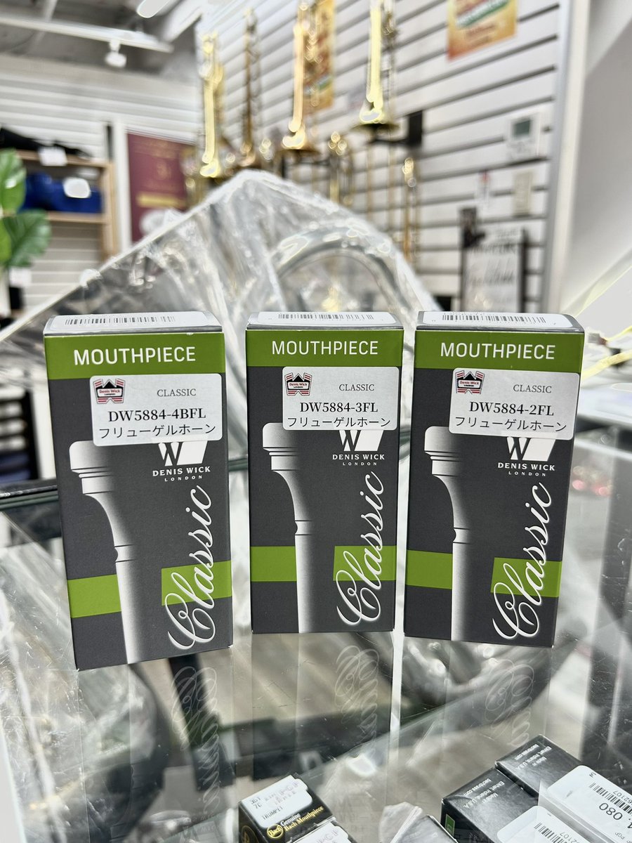 windocha's tweet image. 【2階金管フロア ブラスギャラリー🎺】

DENIS WICK
フリューゲルホルン用マウスピース
《Classic SP》
販売開始です！

伝統的なデザインで豊かに響き、
全音域コントロールしやすいのも特徴です。

通販サイトはこちら↓🛒
shop.kurosawagakki.com/items/2860385

#デニスウィック #フリューゲルホルン