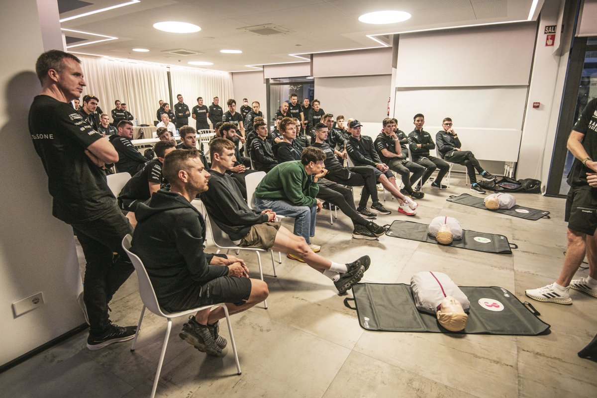 The objective of this training was to equip all team members with the skills necessary to respond in emergencies and assist a victim experiencing Sudden Cardiac Arrest or facing life-threatening injuries.