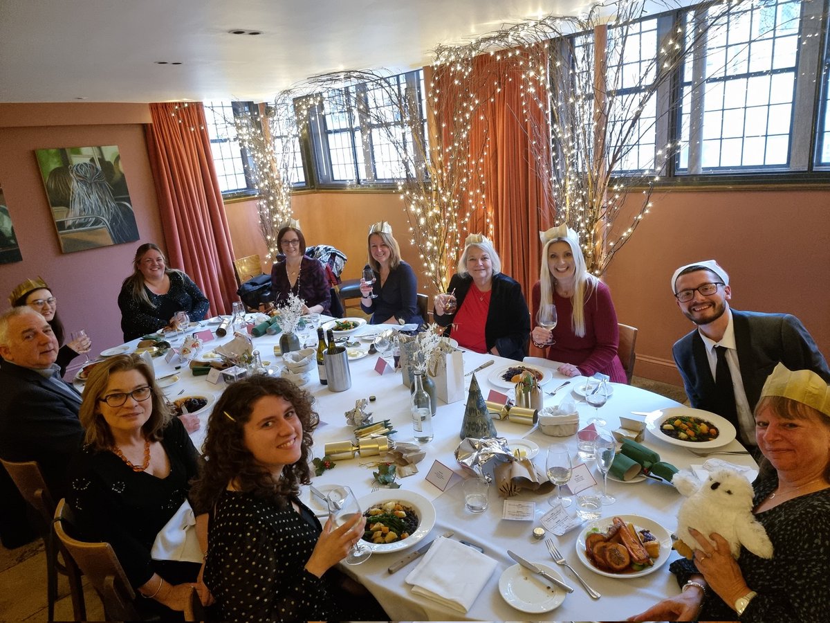 Great hospitality and service at @QuodRestaurant for the #ExperienceOxfordshire festive lunch! A great venue for private events 🎄🥂 #oxford #teamEO #hospitality #Christmas23 #eventprofs #dmo #lvep #EOVenues