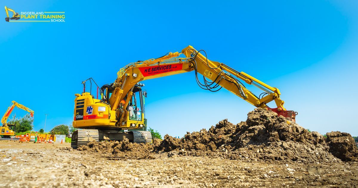 Moving forward with confidence!
Complete your NPORS Excavator 360 training with the Diggerland Plant Training School: buff.ly/3SvxPsl 
#excavatortraining #diggertraining #npors #construction