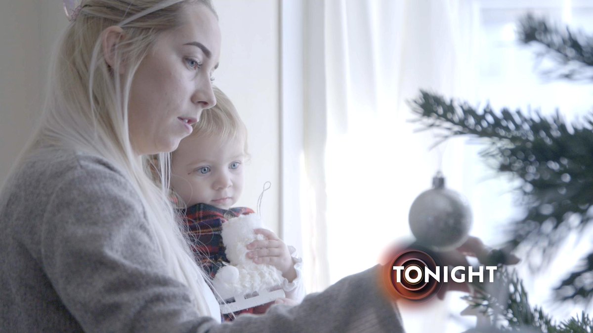 Exclusive new data from @Shelter, shared with the Tonight programme reveals nearly half of all teachers surveyed know homeless children living in temporary accommodation. Tune in to Homeless Families: Our Christmas Crisis, on @ITV tonight at 8:30pm #ITVTonight with…