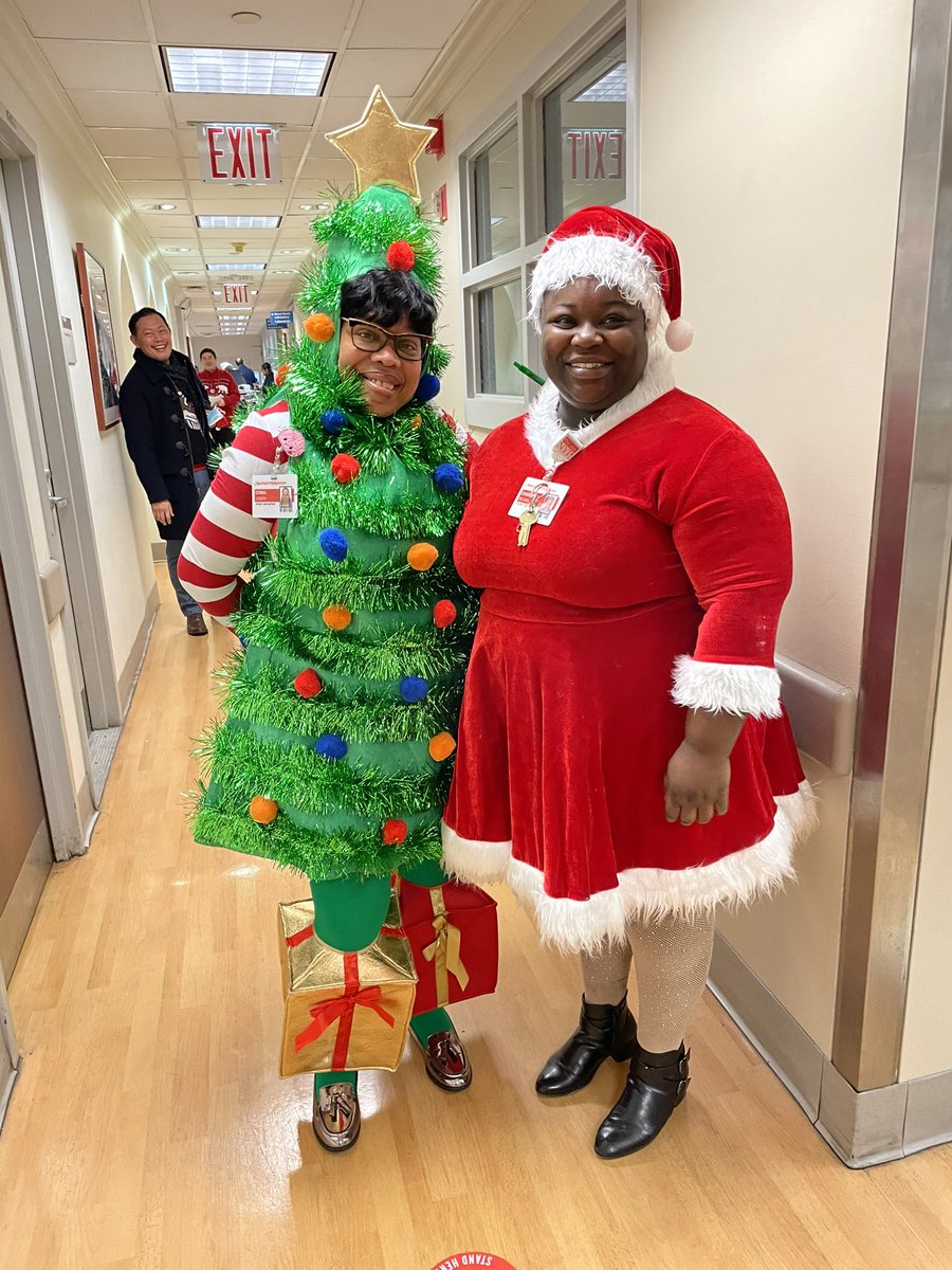 My WCIMA techs getting into the Christmas spirit!! Best outfits ever!!! @WeillCornell @nyphospital #LoveMyWorkFamily