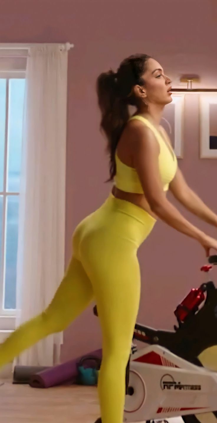 GB3_o5KW4AEohw2?format=jpg&name=large