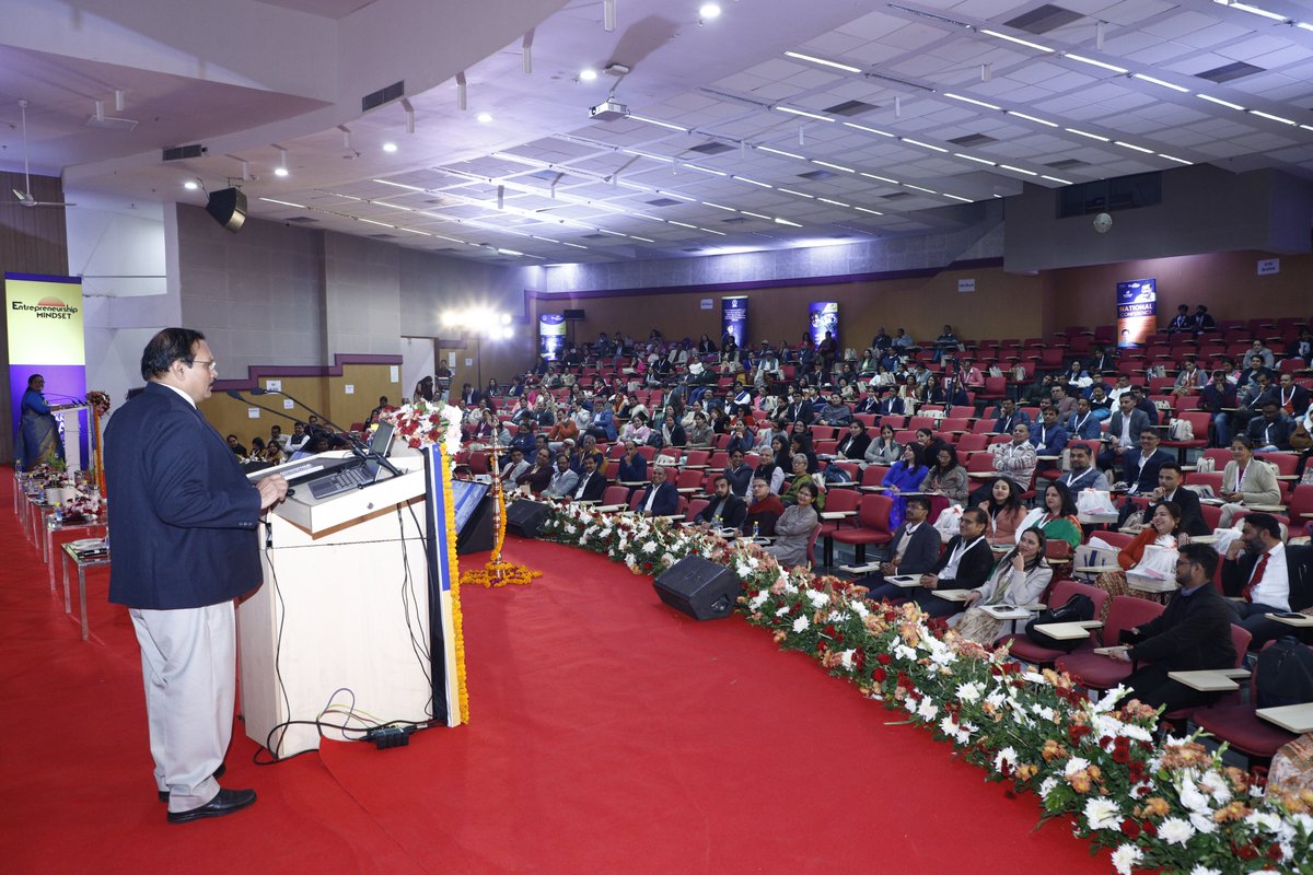 The event encompassed dynamic paper presentations from across the country, insightful panel discussions, student sharing sessions, and an engaging fireside chat. The highlight of the day was the showcase of 45 business ideas of young entrepreneurs from Delhi govt. school. (2/2)