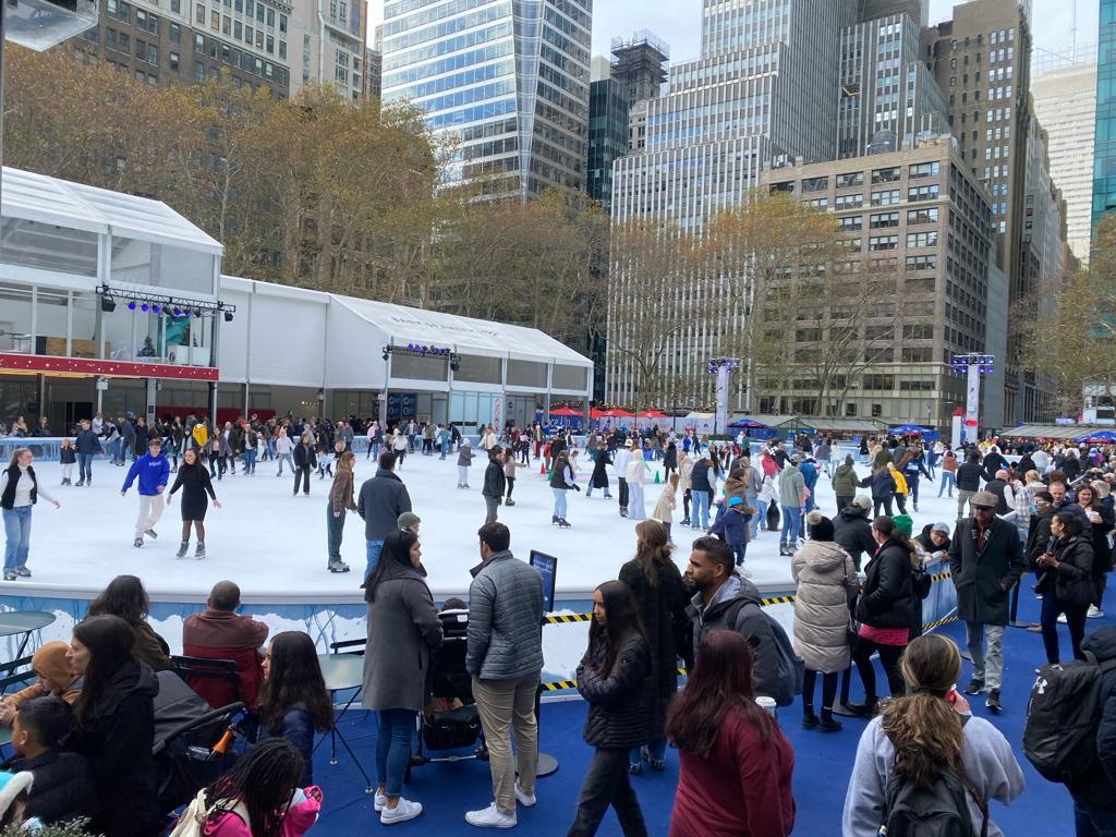 Some beautiful client pictures from #NewYorkCity at #Christmas2023. It really is an amazing place to visit at this time of year. #travelphotography #NewYork