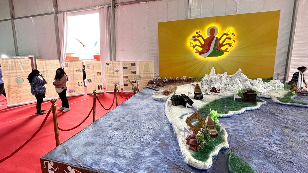 mayureshgp's tweet photo. Proud to be a part of Bhartiya Vidnyan Sammelan 2023 #BVS23 - #Ahmedabad organised by Vijnana Bharati and Govt of Gujarat. Team CCS @scienceccs has displayed findings of #ProjectMeghdoot and information about Ancient Indian #Astronomy in the exhibition. https://t.co/gHuHTPDpud