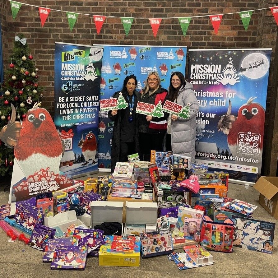 Rather than hold a secret Santa this year, colleagues from the John Denmark Unit have donated a carload of gifts to disadvantaged kids at Christmas 🎁 A huge well done to Cara and the team for organising this! #MissionChristmas @CashForKids