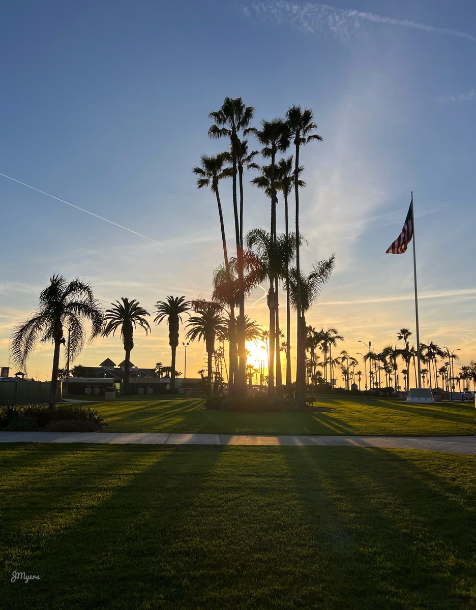 Walking through Peninsular Park, Newport Beach, California at sunset.