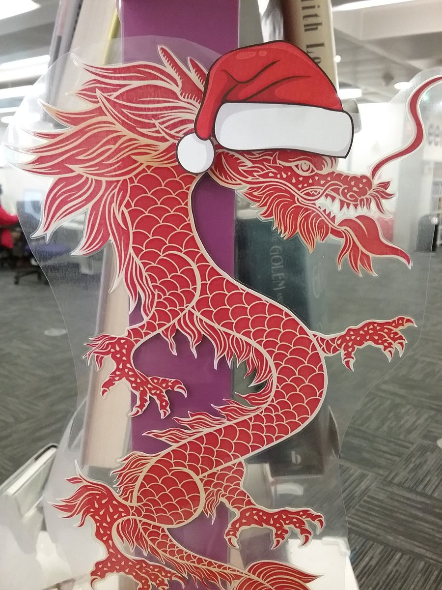 WFlibraries's tweet image. Even dragons celebrate Christmas 🎄the @britishlibrary Fantasy display has gone into hibernation before it reopens at #Pontefractlibrary in the New Year. It&apos;s still possible to pick up fantastical fiction to keep you going while we&apos;re shut #Wakefieldlibrary