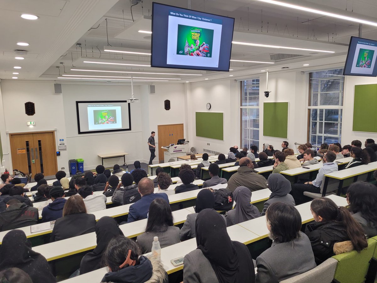 Pendulums, Christmas cheer, snowflake fractals, fish slime and the darts! Big thanks to <a href="/AstonUniversity/">Aston University</a> for supporting <a href="/AmspWest/">AMSP - West Midlands</a> enriching year 12 students this week with a bit of Christ-maths.