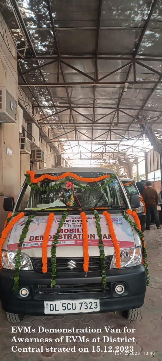 EVMs DEMONSTRATION Van for awareness of EVMs at District Central started on 15.12.2023
