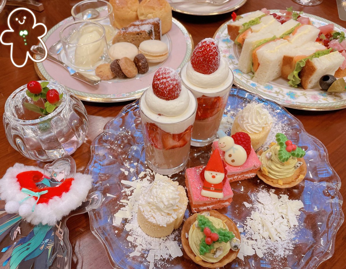 food food focus fruit cake strawberry christmas plate  illustration images