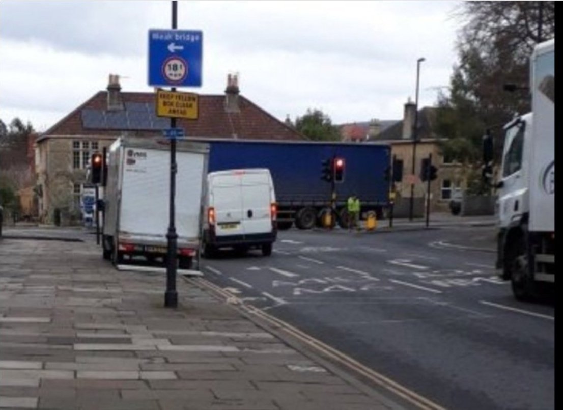 We spent loads on a 1-way cycle lane above Beckford Rd junction but did *nothing* for pedestrians beyond mitigating cycle lane impacts. Today a little boy mis-read the signals & ran across a 2nd part after safely crossing the 1st - so lucky not to be hit. Worst crossing in Bath?