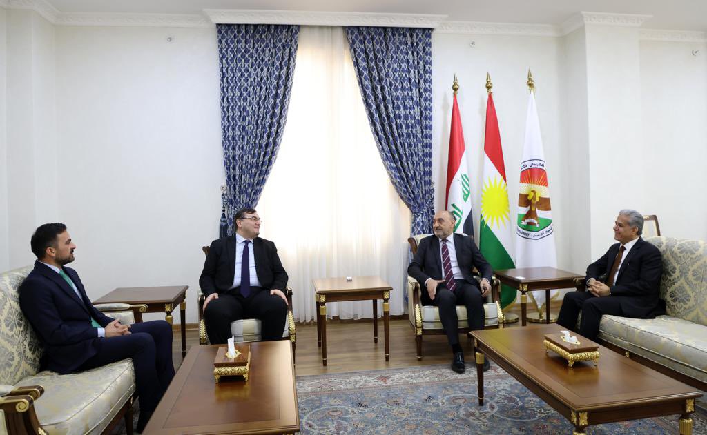 .@KurdistanRegion President’s Chief of Staff @Fawzi_Hariri had a fruitful exchange of views with Austria’s Ambassador to Iraq Dr. Andrea Nasi on political developments, strengthening bilateral ties, concerns over illegal immigration and other areas of mutual interest.
