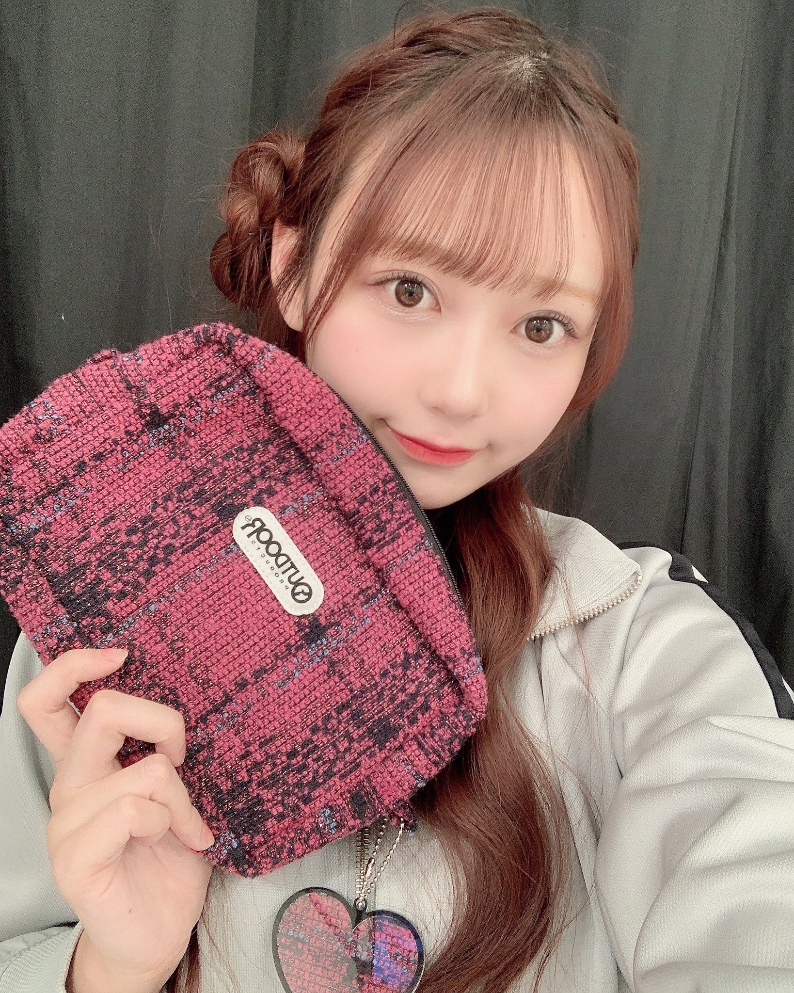 大丸　AKB48 AKB 衣装生地　ミラー　キーホルダー AKB48 生地キーホルダー ミラー 大丸 衣装展