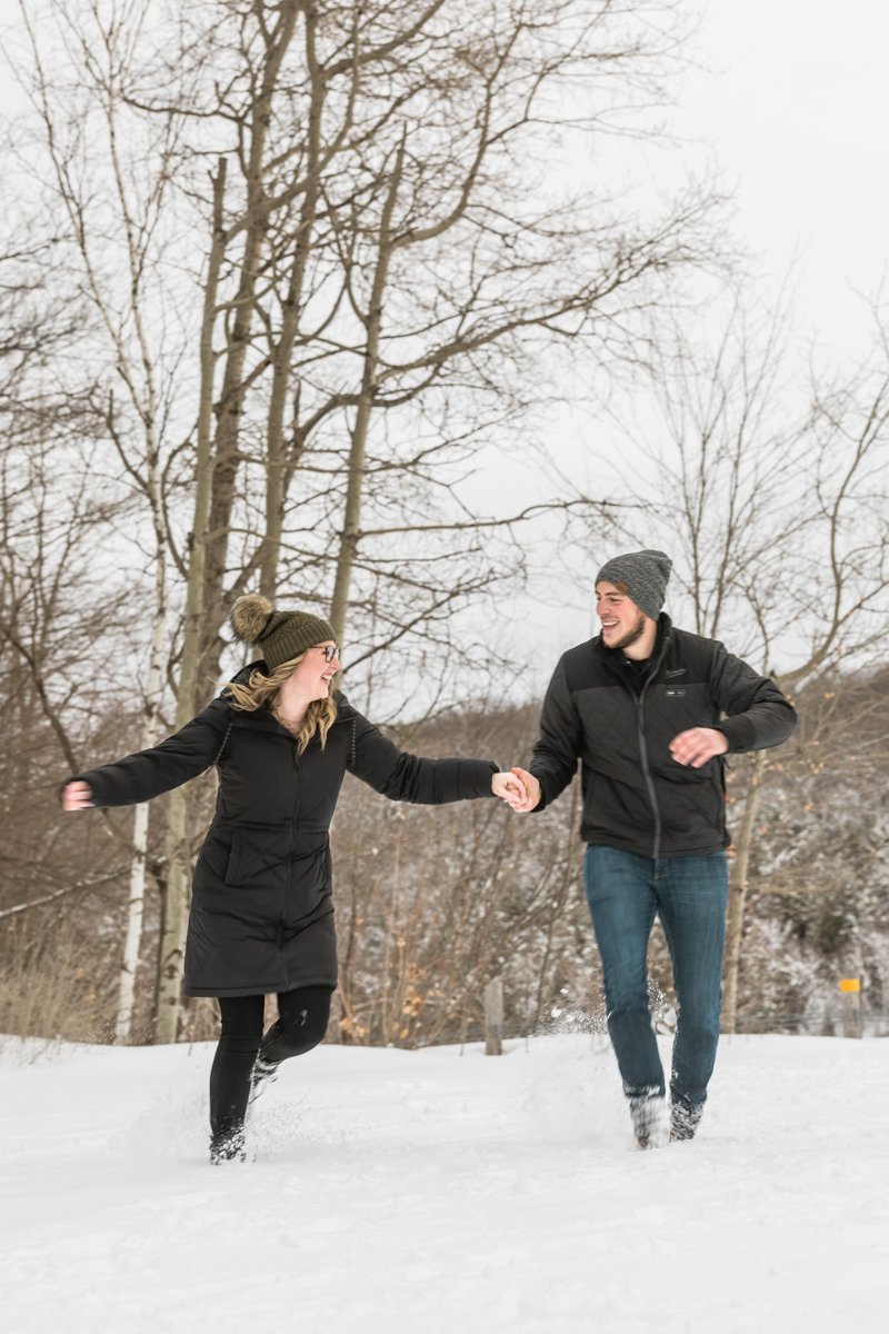 A winter engagement session. 

Chilly is the new romantic!

@bridalconfidential

#engagement #proposal #kwphotography #kwweddings