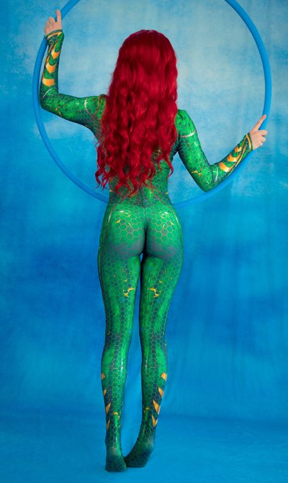 Front or back 👀  Mera set up now on my Patreon 💕 https://t.co/5jciuedCHJ