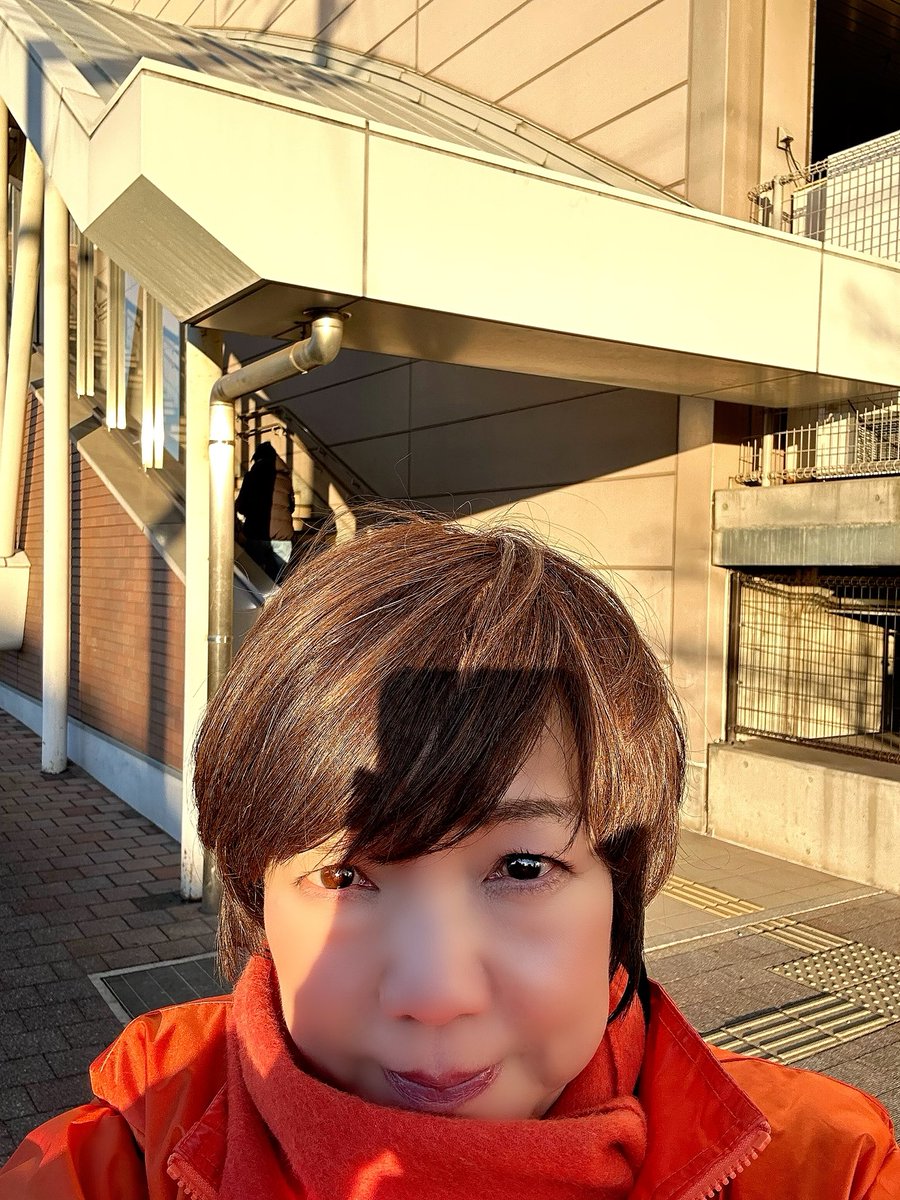はりま勝原駅で朝の挨拶からスタート🟠
寒い😨めっちゃ寒い❄️
今年はあったかいなぁと油断してた事を後悔💦
