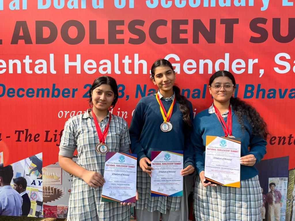 Heartiest congratulations to team Ahlcon International for their participation and accolades at CBSE National Adolescents Summit 2023. #AhlconIntl @sdg4all @ashokkp @pntduggal @kandhari_ekta @MOHITAMEHTA1 @RashmiJ99932149 @Niyativerma05 @cbseindia29