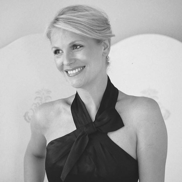 Brighton Philharmonic Orchestra (@bpo_orchestra) on Twitter photo ‘Honeyed, warm-spirited and riveting.’ We're so excited to be joined by operatic soprano <a href="/EllieLaugharne/">Ellie Laugharne</a> at our New Year's Eve gala. You won't want to miss this! ⭐ ‘Honeyed, warm-spirited and riveting.’ We're so excited to be joined by operatic soprano <a href="/EllieLaugharne/">Ellie Laugharne</a> at our New Year's Eve gala. You won't want to miss this! ⭐