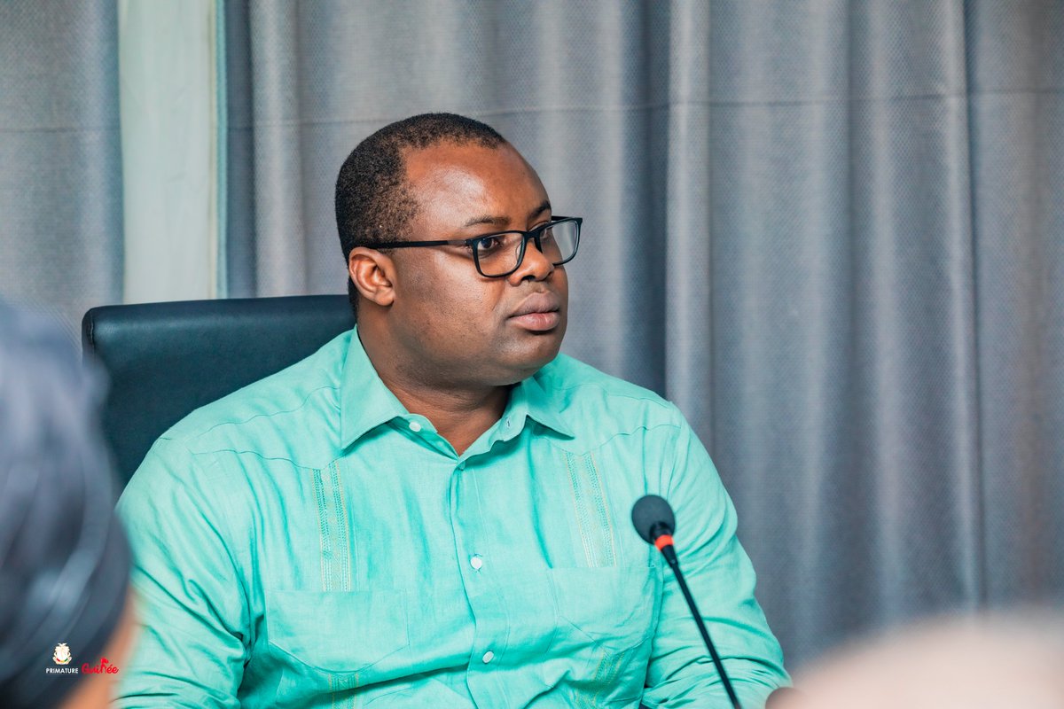 Premier Ministre Dr Bernard GOUMOU Archivé tweet media