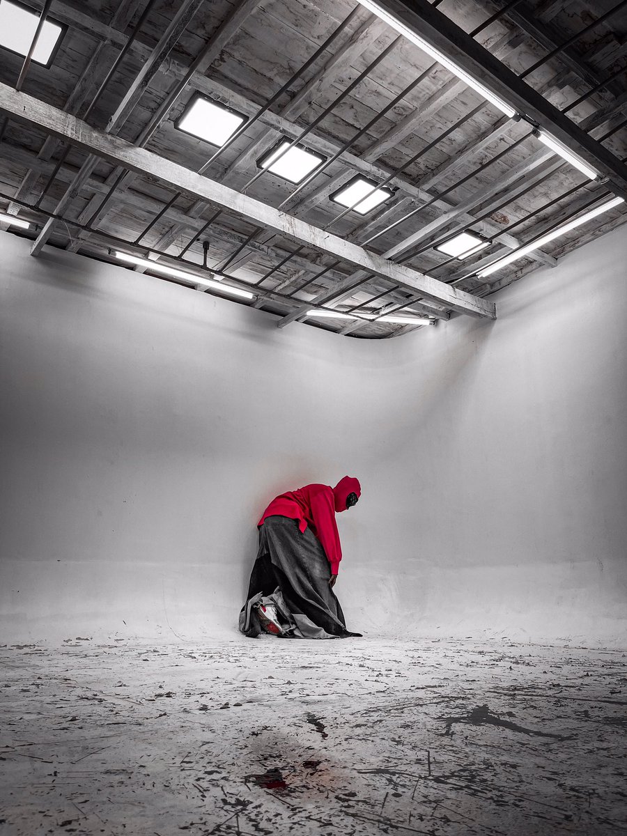 Trend Setters Only , MUHETO 2 MUSHYA next to #muhetowambere 
Let me know who you want Me invite on their biggest Mixtape y’all 
#muhetowakabirimushya OTW

Out fit @kwandaseason_1 in collab with Me and @jeans_____75