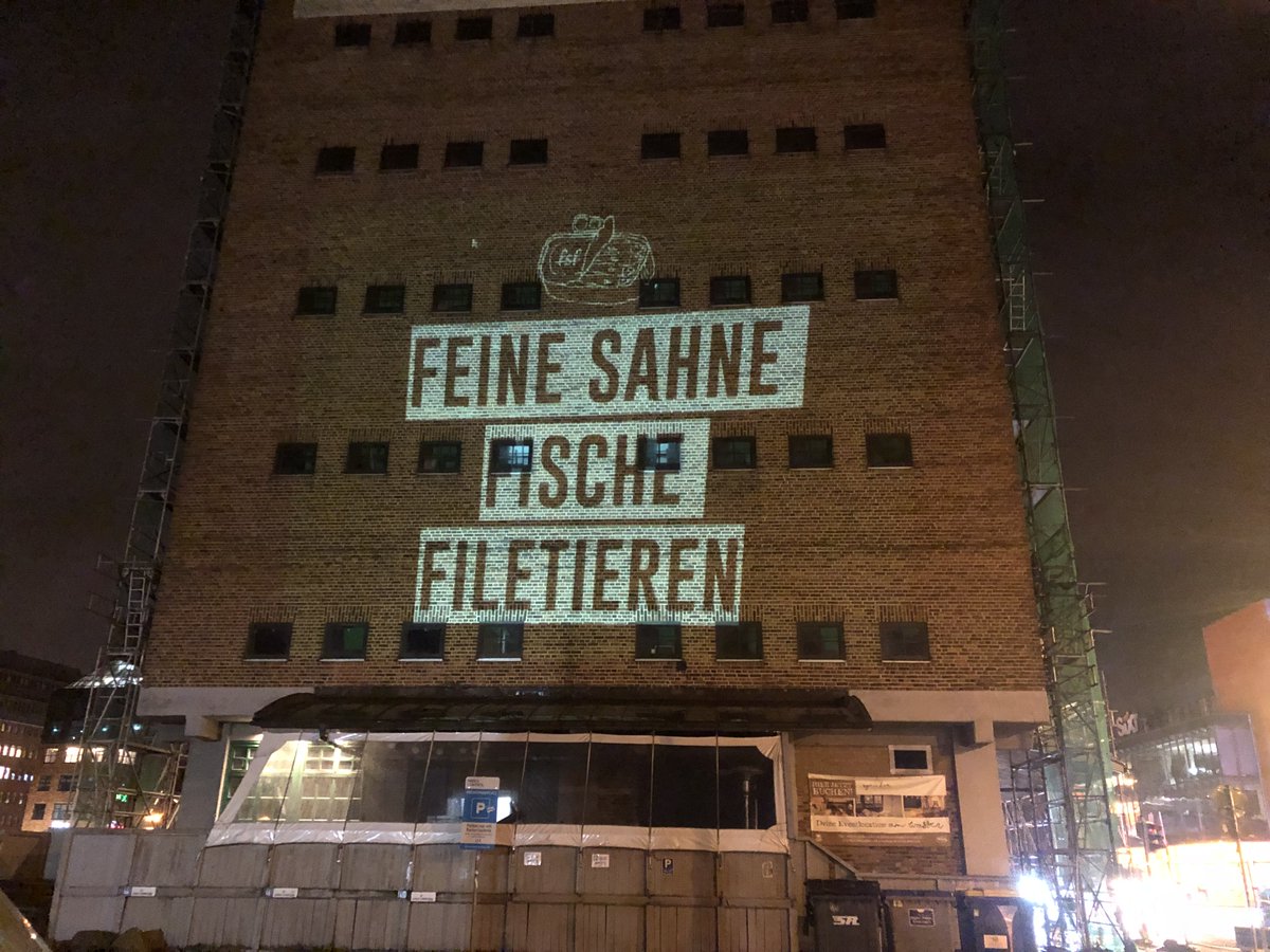 Übrigens #FeineSahneFischfilet bespielt die Stadthalle und das MAU (Aftershow) in #Rostock. Das ist aus vielen Gründen problematisch.