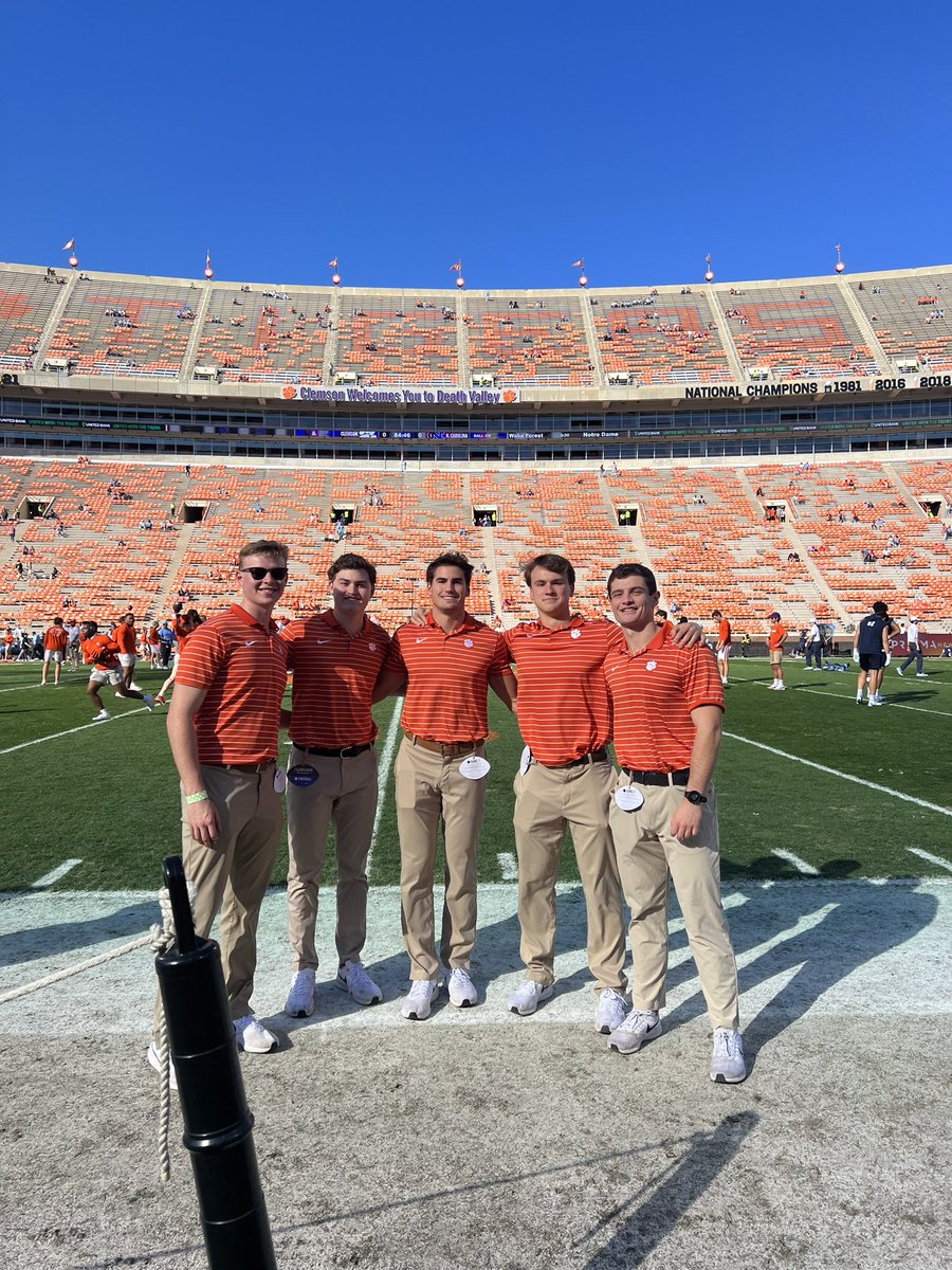 Bryan Valenti tweet media