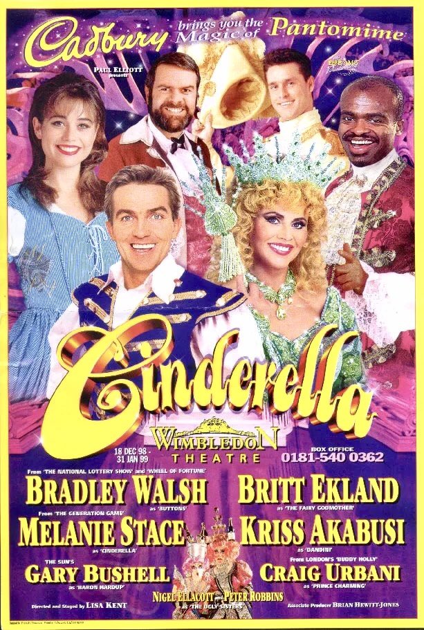 Retro Panto: #Christmas (1998) “CINDERELLA” at Wimbledon Theatre

@BradleyWalsh as ‘Buttons’
@BrittEkland as ‘The Fairy Godmother’
@melaniestace as ‘Cinderella’
@krissakabusi as ‘Dandini’
#GaryBushell as ‘Baron Hardup’
@craigurbani as ‘Prince Charming’

#Xmas2023 
🎅🏻🔔☃️🦌🎁🎄❄️