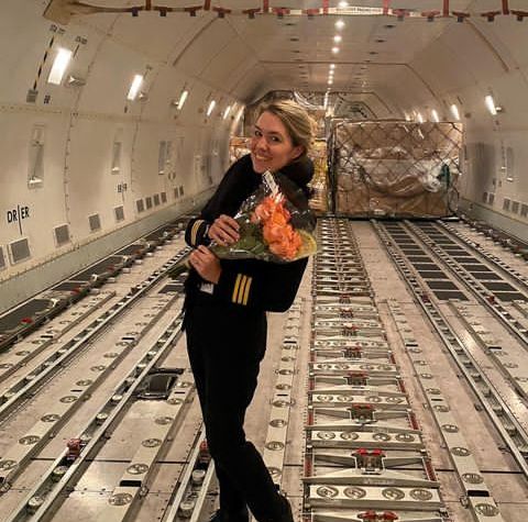 Nice Flowers For The Holidays On The Boeing 747