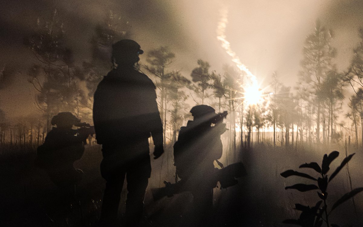 #Marines with @2dMarDiv scan for targets as a flare lights up the field during the Marine Corps Combat Readiness Evaluation (MCCRE) on @camp_lejeune, Dec. 13. The MCCRE involves a range of scenarios that test the unit's ability to plan, coordinate, and execute complex missions.