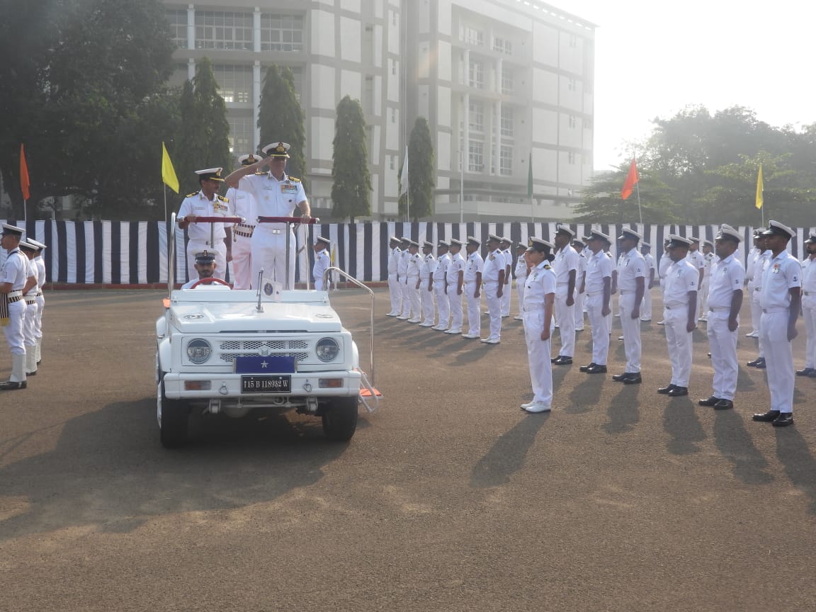 Commodore Happy Mohan, VSM took over the Command of #IN_Circars, Base Depot Ship from Commodore Aditya Singh Dadwal,VSM on 21 Dec 23 at a Ceremonial Division.Cmde Happy Mohan,is an alumnus of the NDA Khadakwasala Pune, DSSC Wellington, NHCC Goa and NDC Delhi.
#ChangeofCommand